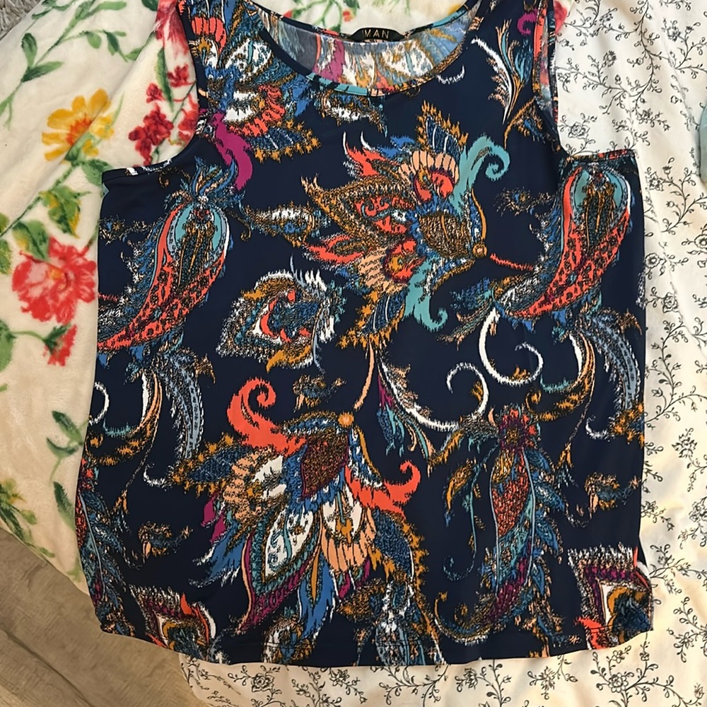Women’s blouse